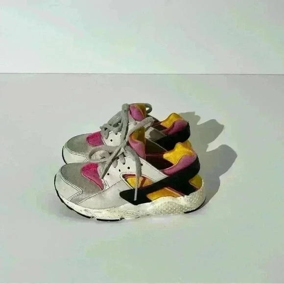 Girls Nike Huarache - Picture 1 of 4